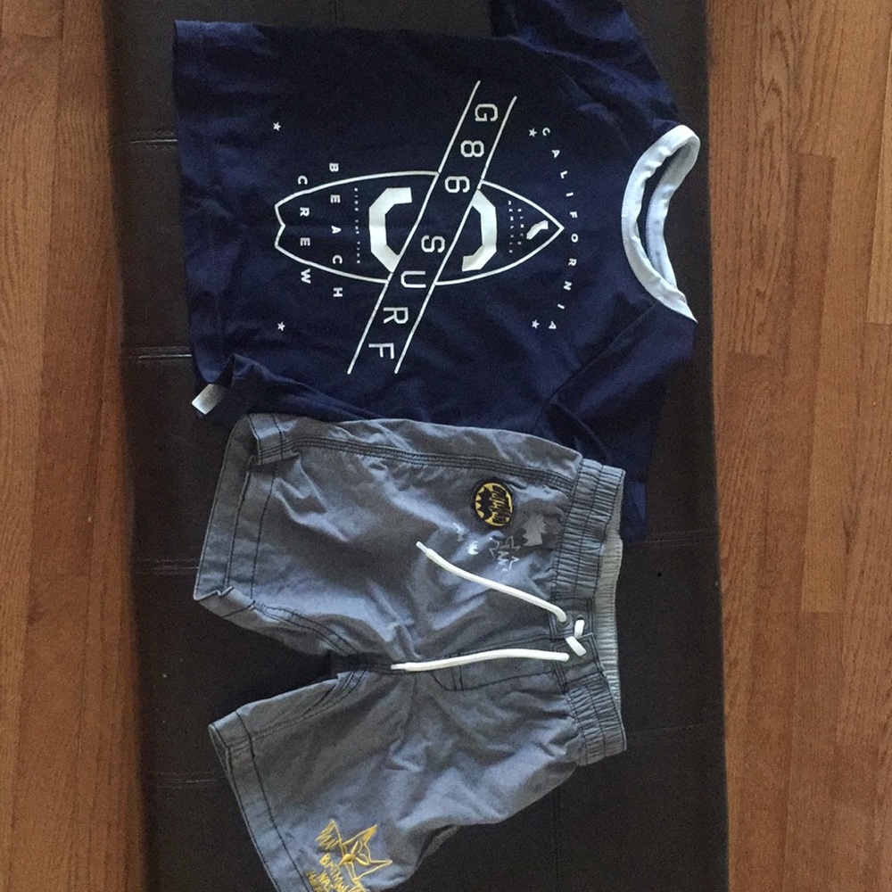 Gap boys Batman Swim Trunks & shirt